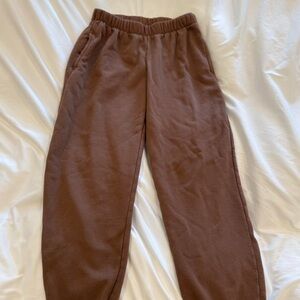 Brandy Melville John Galt Brown Rosa Sweatpants Relaxed Fit